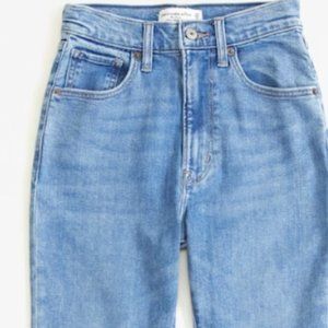 Abercrombie and Fitch The 70's Vintage Flare Ultra High Rise Jeans 27/4L